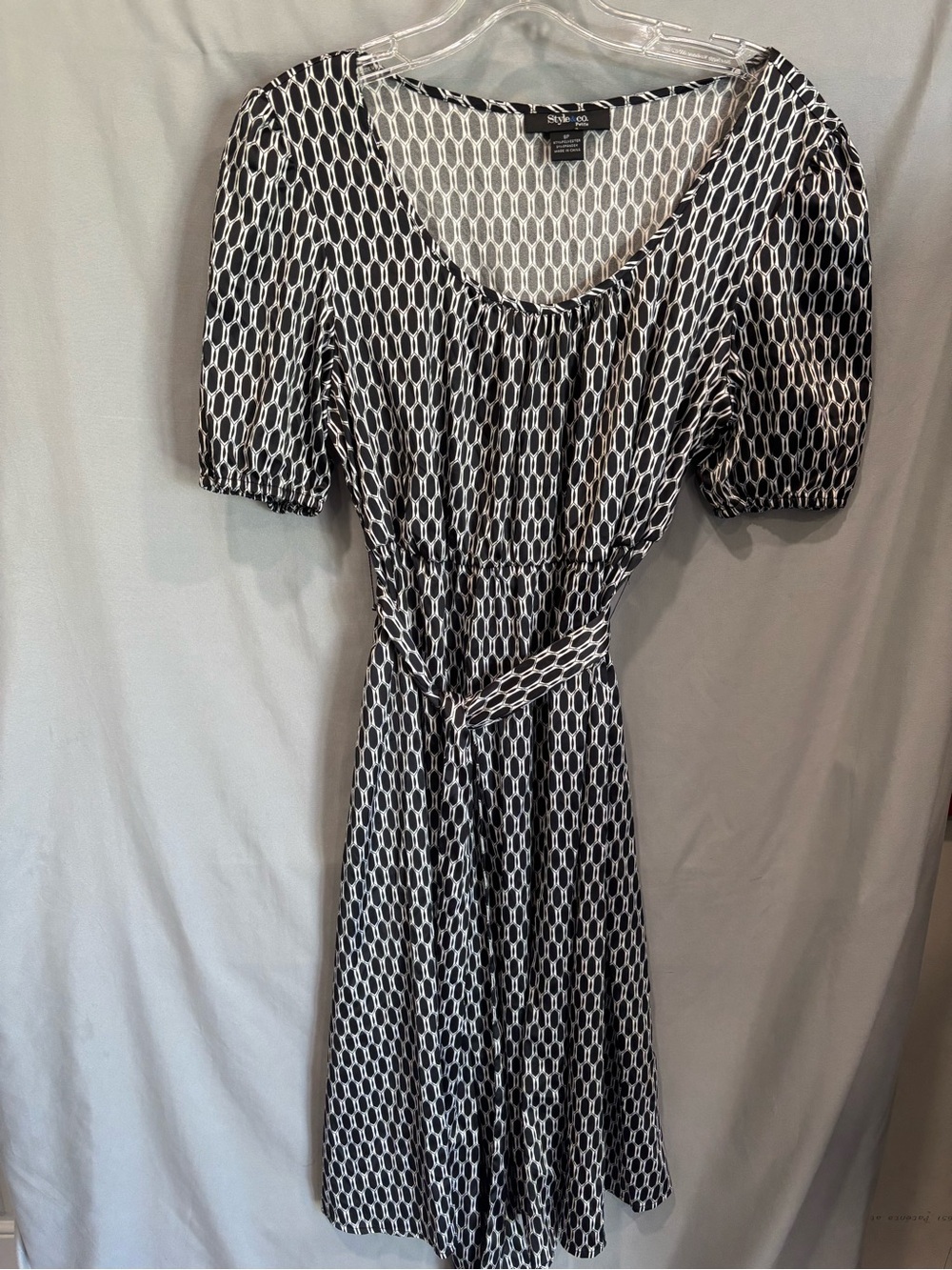 Style & Co. Black and White Geometric Tie-Waist Midi Dress